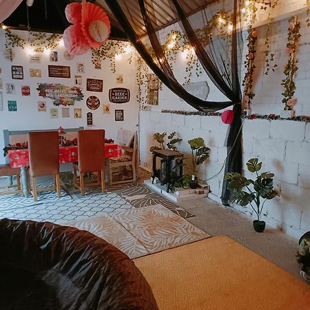 The White Dove Bed And Breakfast With Glamping Newark Showground Eksteriør billede